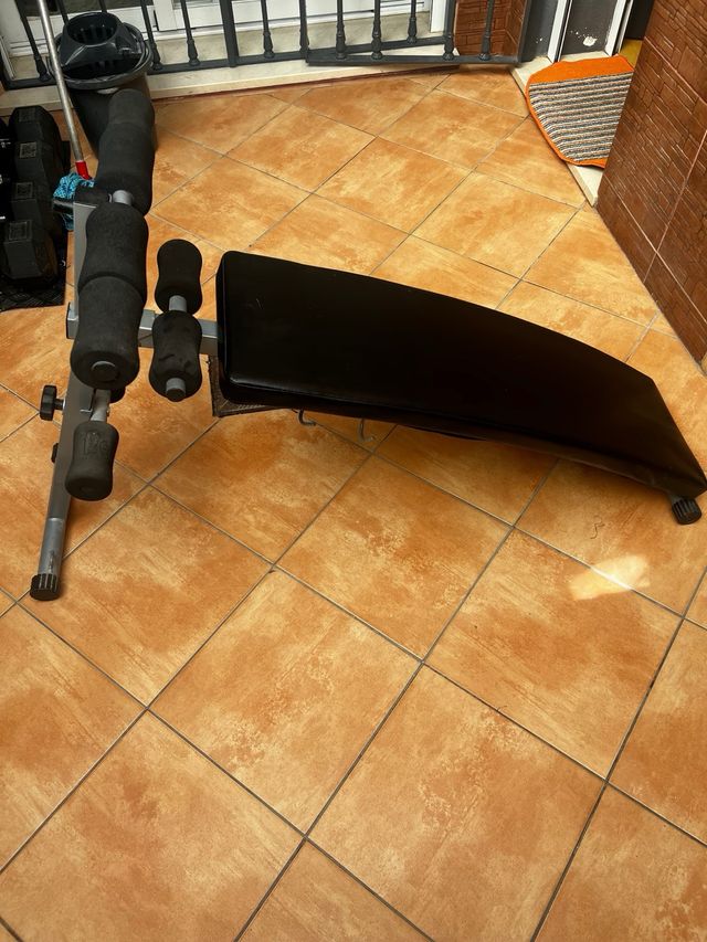 Banco abdominales inclinado