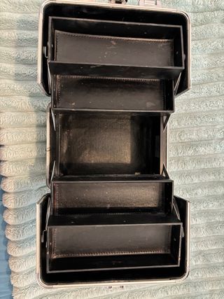 Maletín de maquillaje marca Nyx
