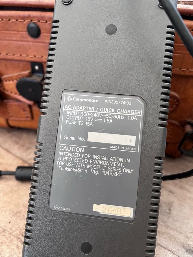 Retro ac adapter transformador commodore