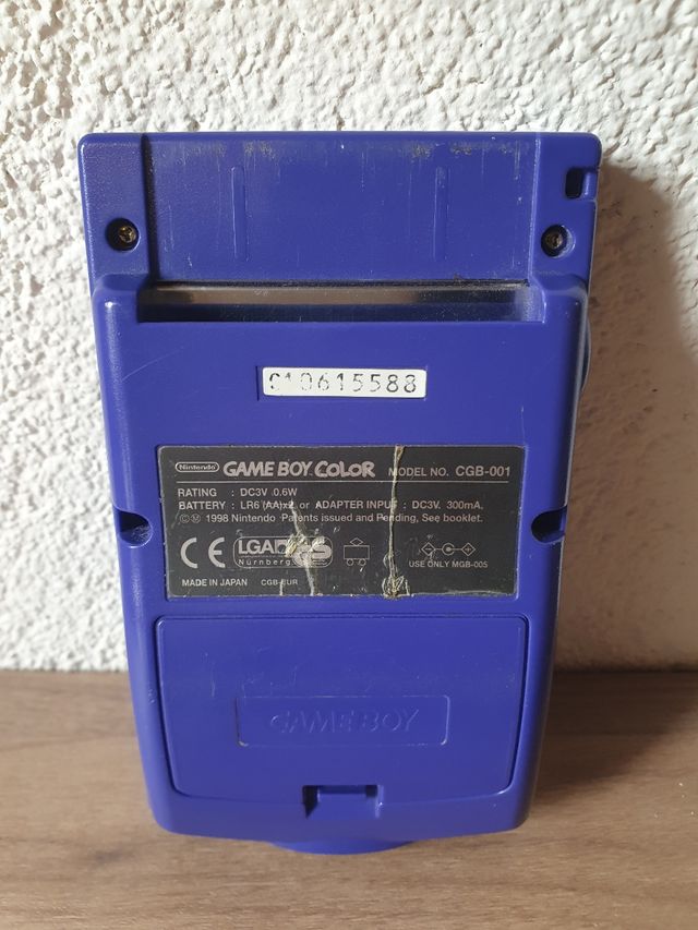 Game Boy COLOR 1998 + Pokemon Cristallo