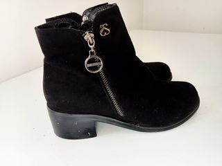 Stivaletti Solo Soprani scamosciati n'36