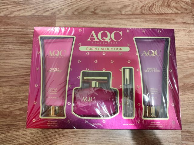 Estuche regalo de AQC Fragrances Purple Seduction 