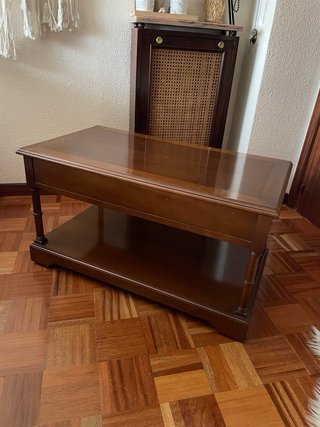 Mueble para televisor con ruedas