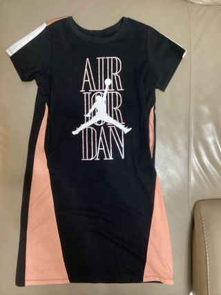MAGNIFICO VESTITINO AIR JORDAN NUOVO