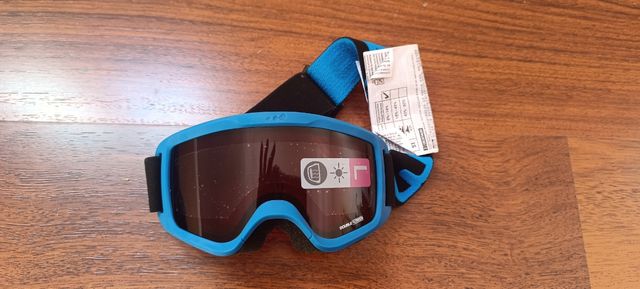 Casco y gafas de esqui