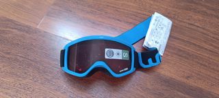 Casco y gafas de esqui infantil 