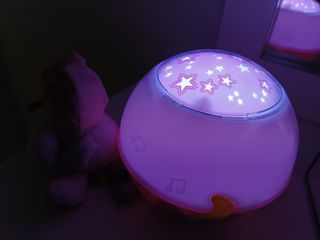 Proyector Chicco rosa