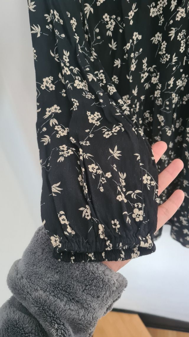 Vestido negro flores