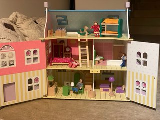 Casita  casa de muñecas madera
