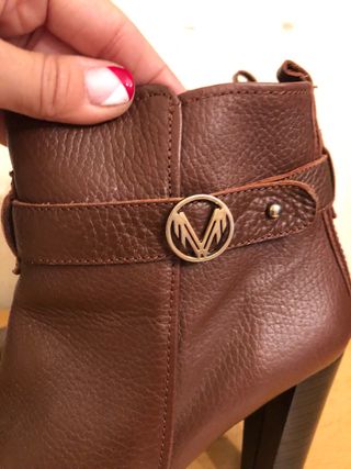 MARTINELLI - botines tacón 37