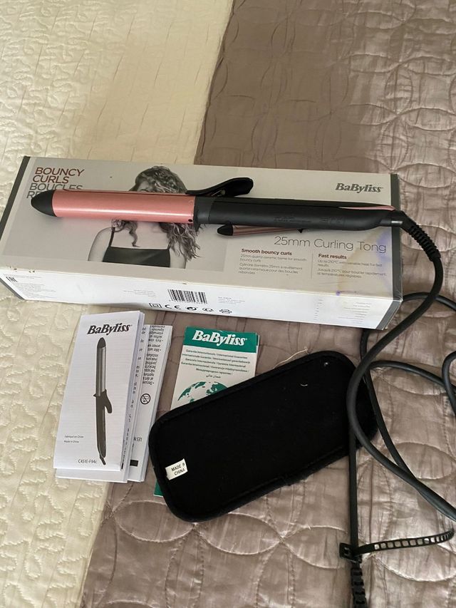 Tenacillas y cepillo moldeador