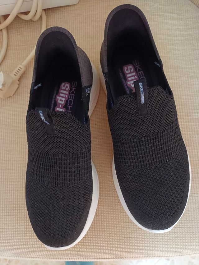 Skechers slip-ins mujer, originales , negras