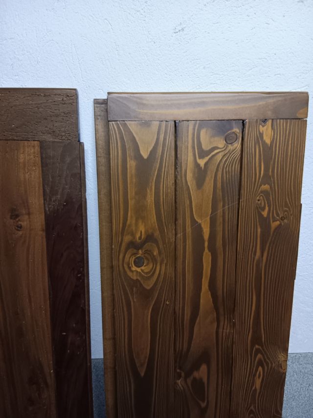 Tavolo in noce XIX secolo