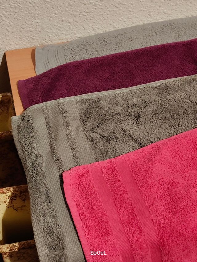 3 TOALLAS BAÑO buenas casi NUEVAS