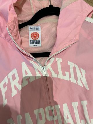 Chaqueta chubasquero