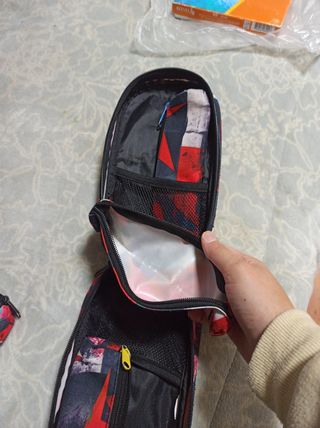 Estuche plumier de 4. Black fit 8.