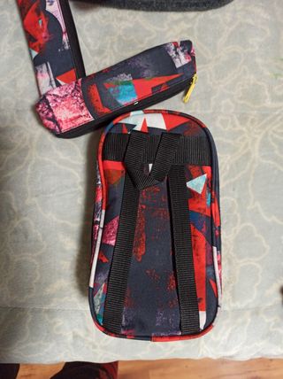 Estuche plumier de 4. Black fit 8.