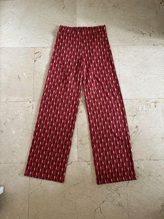 Pantalon estampado de Zara