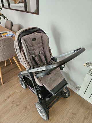 Silla bebé y carrito capazo Inglesina Aptica Dúo