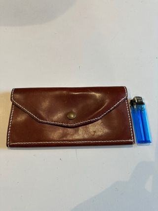 Cartera de cuero hecha a mano