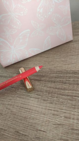 Lápiz labial de Estee Lauder, 013 coral