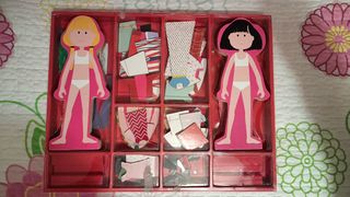 Muñecas magnéticas Imaginarium