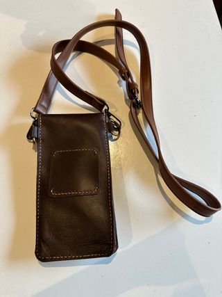 Bandolera de cuero hecha a mano