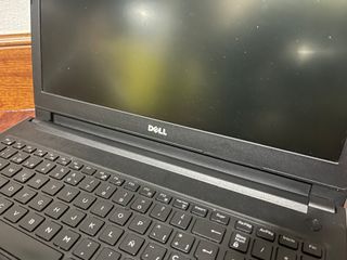 Portátil dell vostro 15 modelo 5100 8gb 