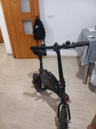 Se venden patinete eléctrico como nuevo