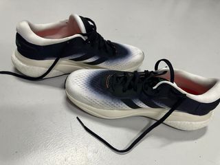 Zapatilla adidas Supernova