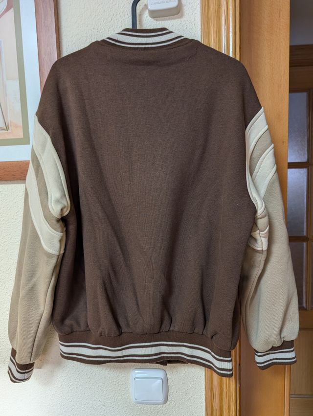 Chaqueta Beisbolera Bershka