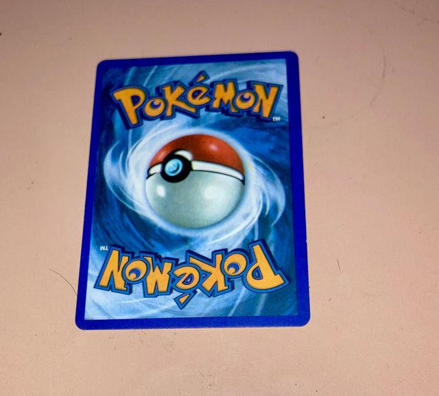 Carta Pokemón Flygon