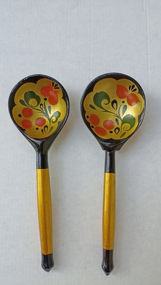 Tre cucchiai artigianato russo