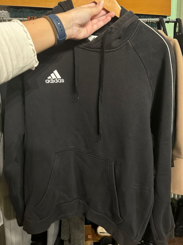 sudadera con capucha adidas