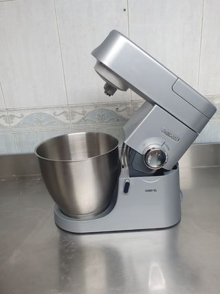 AMASADORA KENWOOD KVL4100S