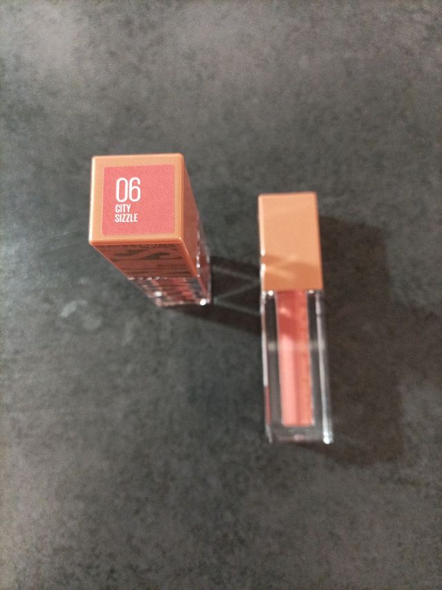 Colorete liquido Maybelline 06