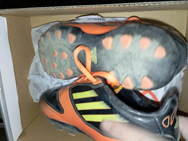 Zapatillas de futbol  con tacos