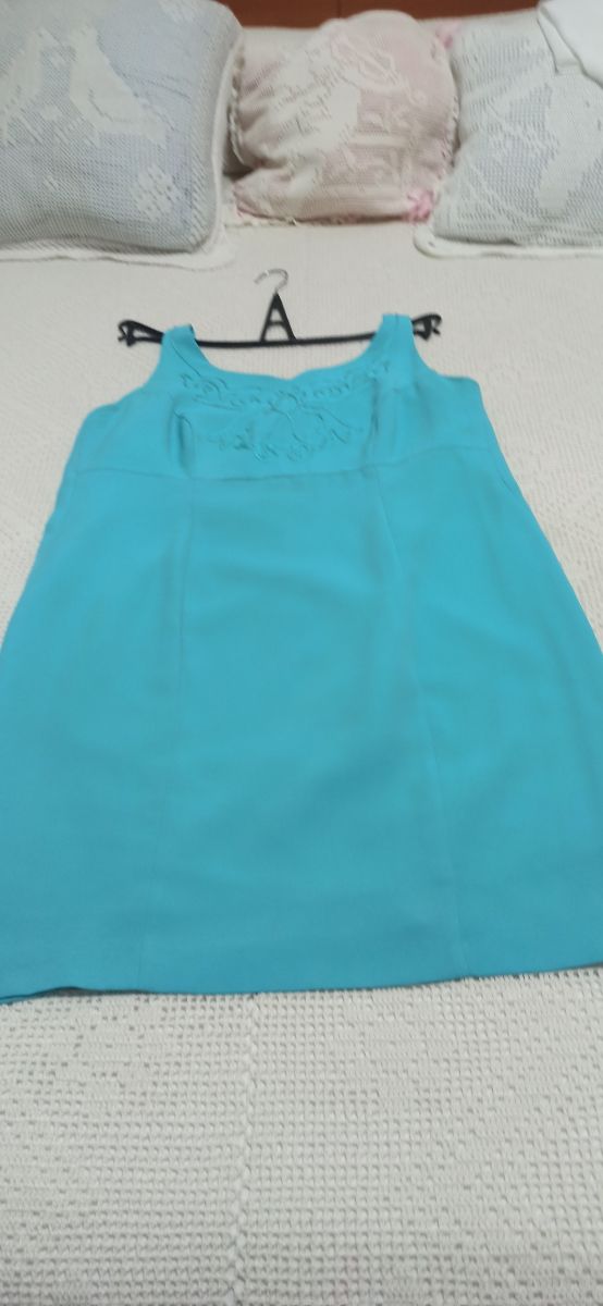 Vestido azul turquesa