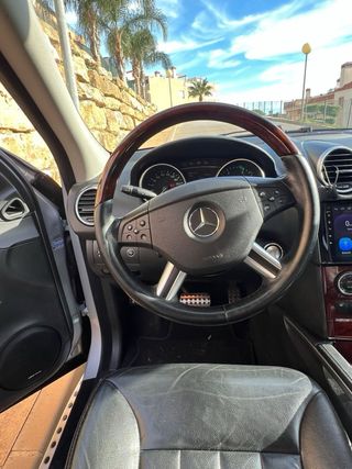 Mercedes-Benz ML 2006