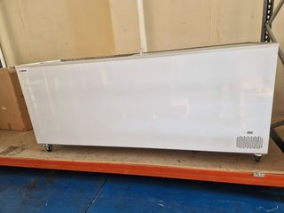 Arcón congelador puertas de cristal