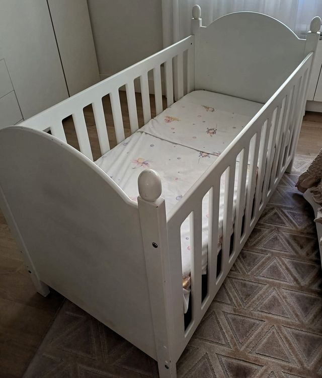 Cuna/Cama DM 140x70 lacada en blanco