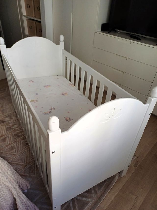 Cuna/Cama DM 140x70 lacada en blanco