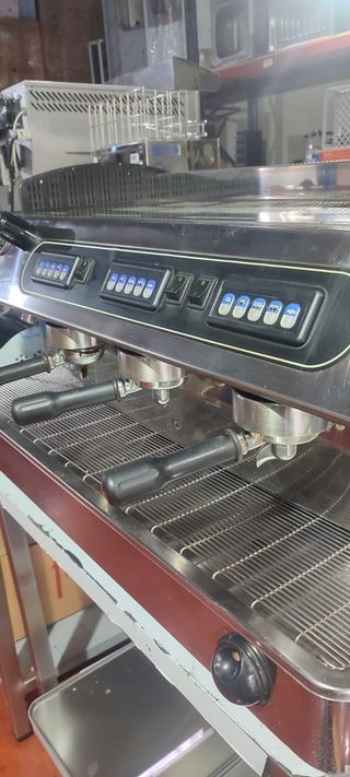 CAFETERA INDUSTRIAL 3 GRUPOS OCASION