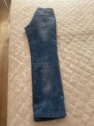 Pantalon vaquero guess