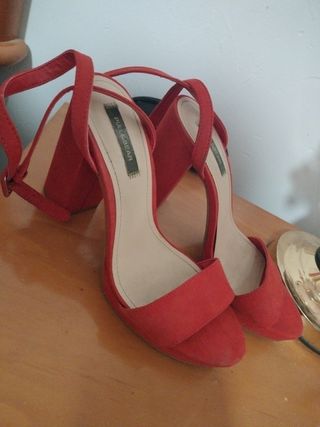 Sandalias altas