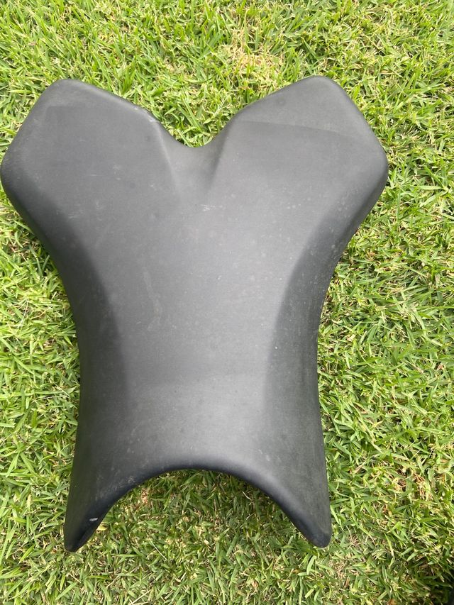 Asiento yamaha r1