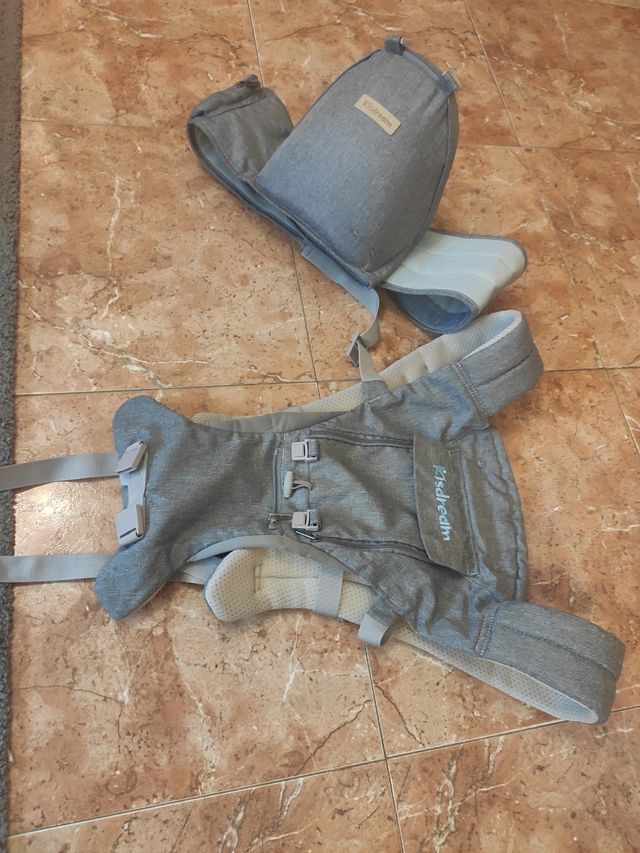 Mochila portabebes sin usar