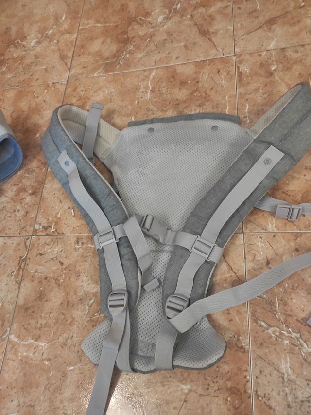 Mochila portabebes sin usar