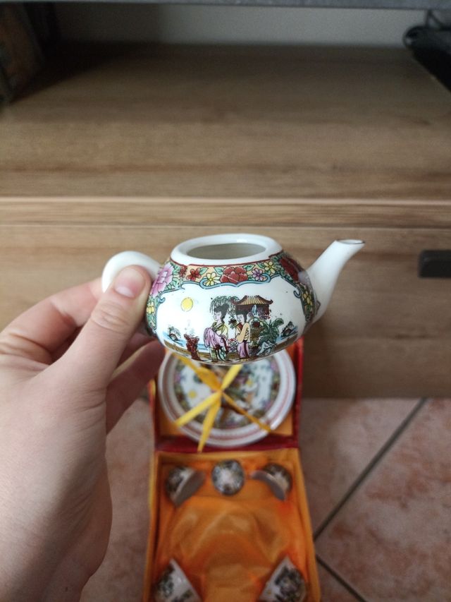 Set orientale SAKÈ MIGNON