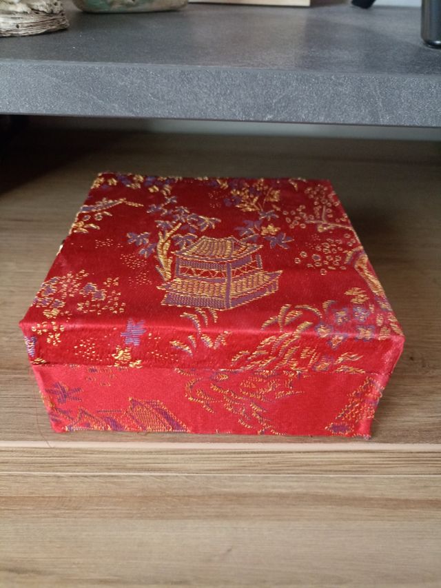 Set orientale SAKÈ MIGNON